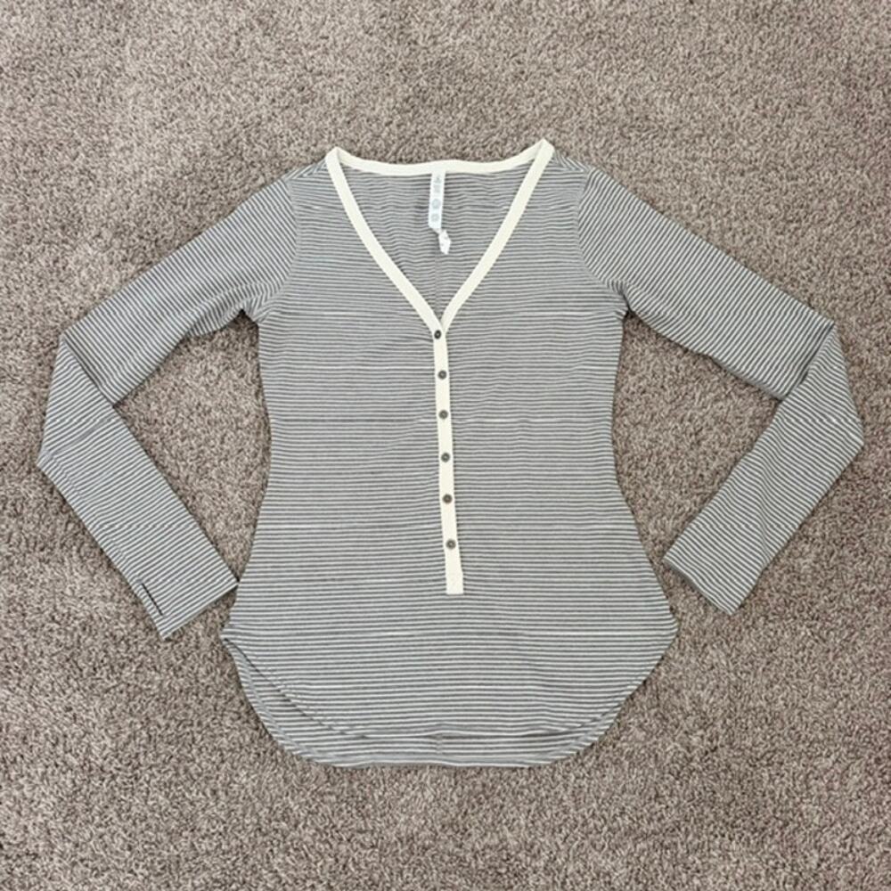 Lululemon Awesoma Henley Hyper Stripe Heather Slate Ghost Yoga Athletic Women 8